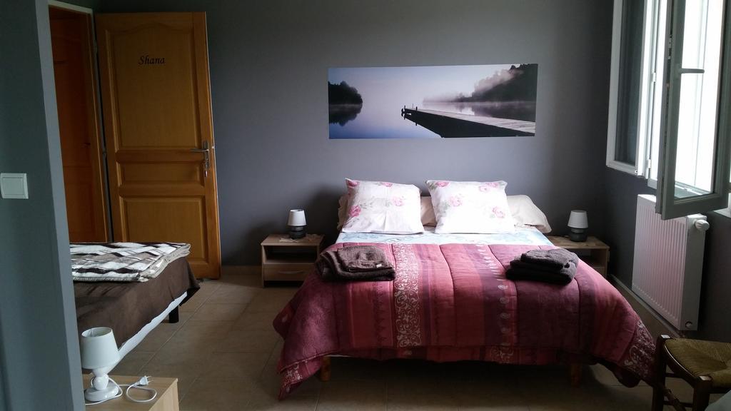 Mison Chambres D'Hotes Les Maisses חדר תמונה