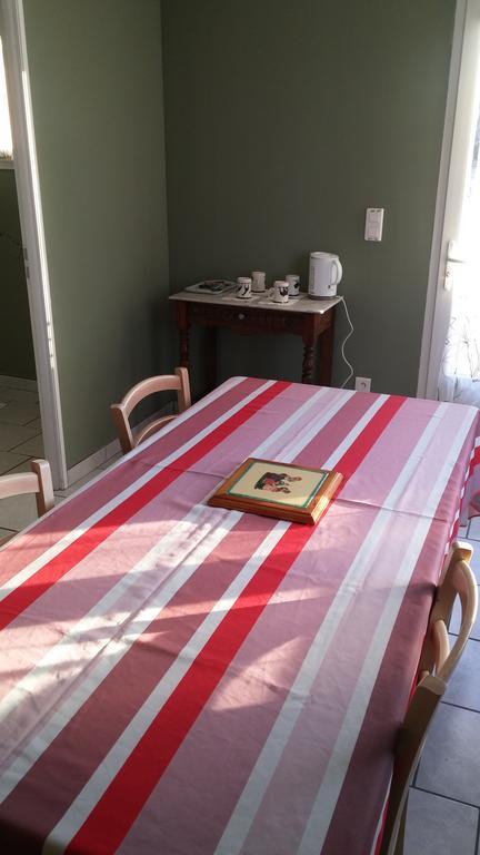 Mison Chambres D'Hotes Les Maisses מראה חיצוני תמונה