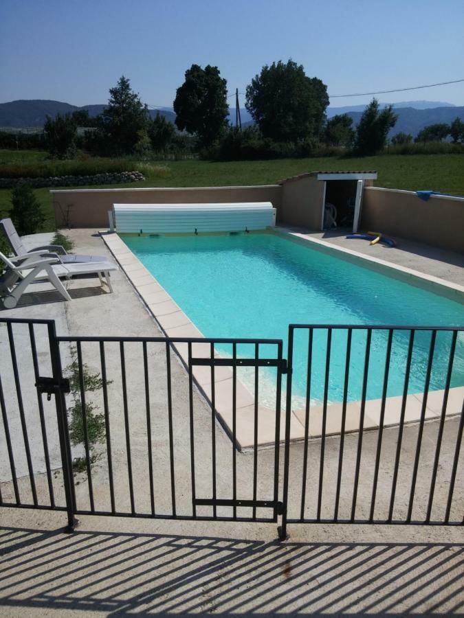Mison Chambres D'Hotes Les Maisses מראה חיצוני תמונה